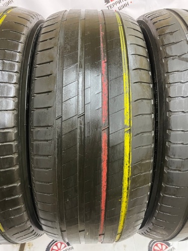 Michelin Latitude Sport 3 R19 235/55 V105