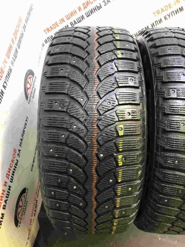 Bridgestone Blizzak Spike-01 R17 235/55