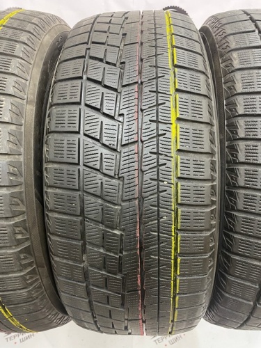 Yokohama Ice Guard IG60 R17	215/50