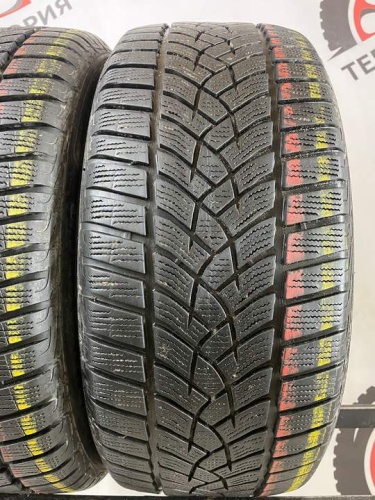 GoodYear UltraGrip Perfomance+ R18 235/45