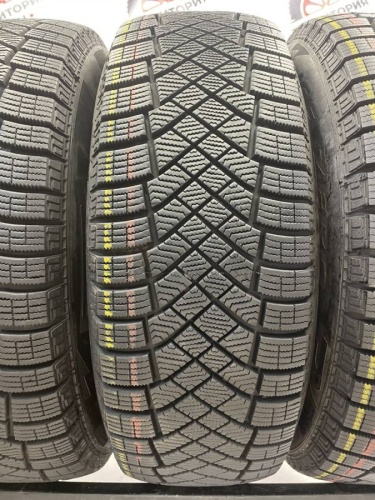 Pirelli Ice Zero FR  R15 195/65