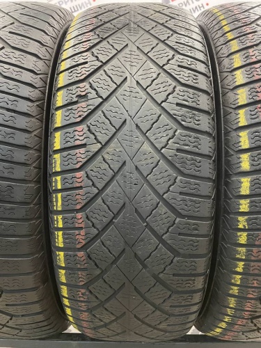 Continental VikingContact 7 R 17 215/65