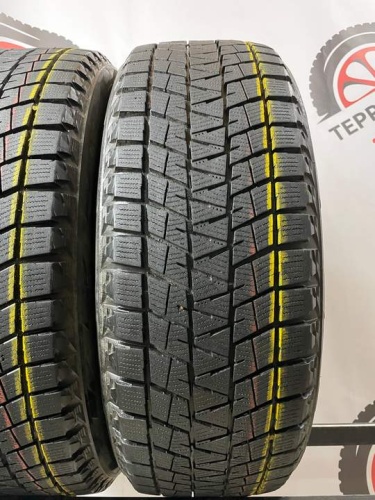 Bridgestone Blizzak DM-V1 R19 225/55