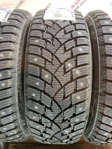Zeta Antarctica Sport R17	215/60