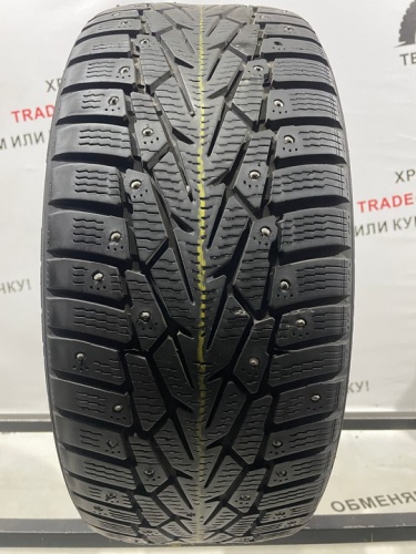 Nokian Tyres Hakkapeliitta 7 R17 215/50