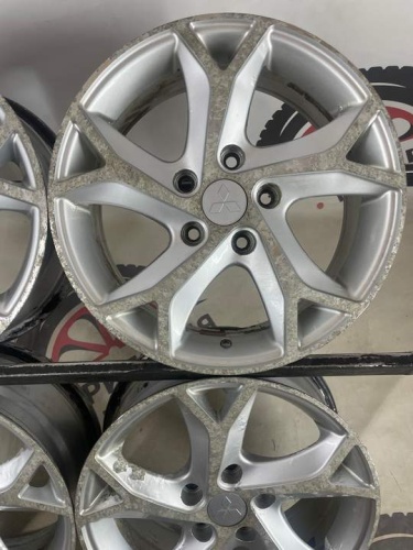 Литье Mitsubishi R16 5*114,3/67,1/6,5J/ET38
